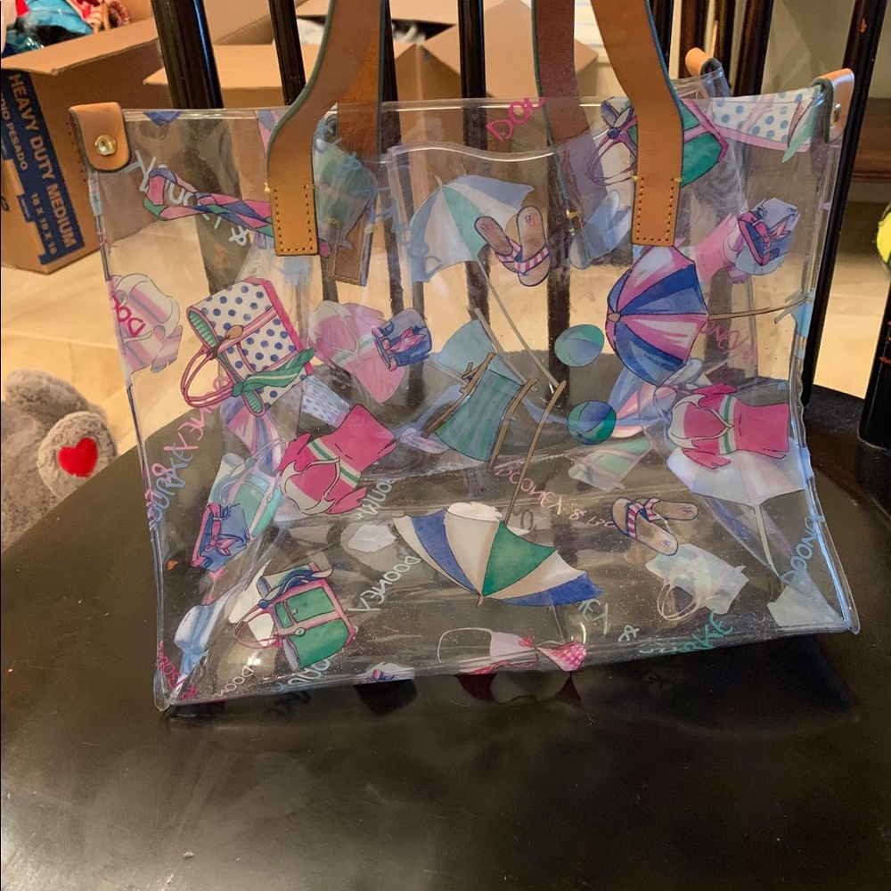 Dooney and Bourke beach bag